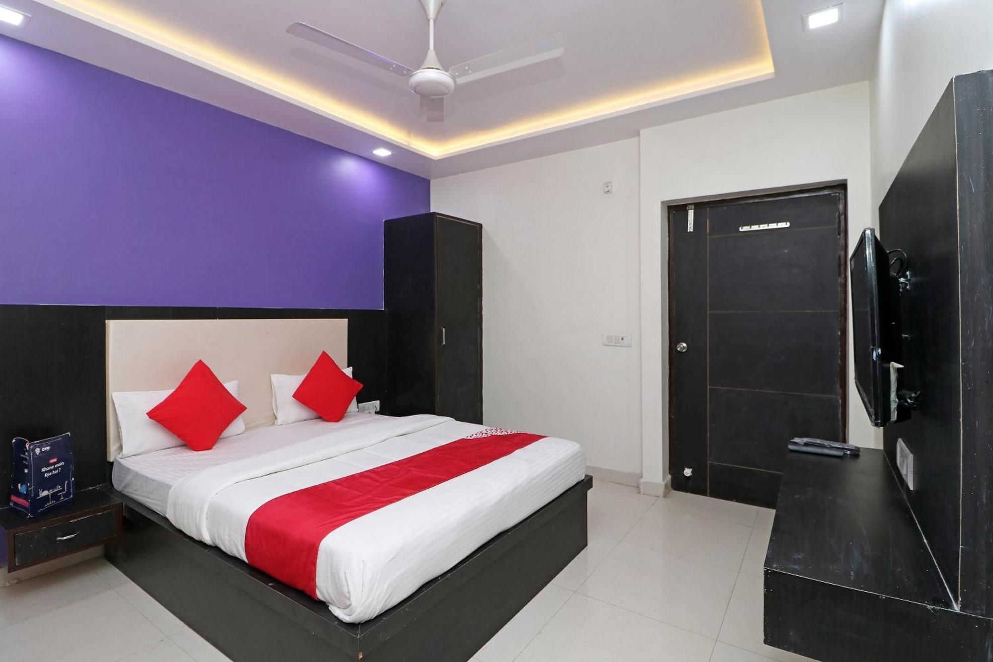Oyo Hotel The Orient Tree Agra  Exterior photo