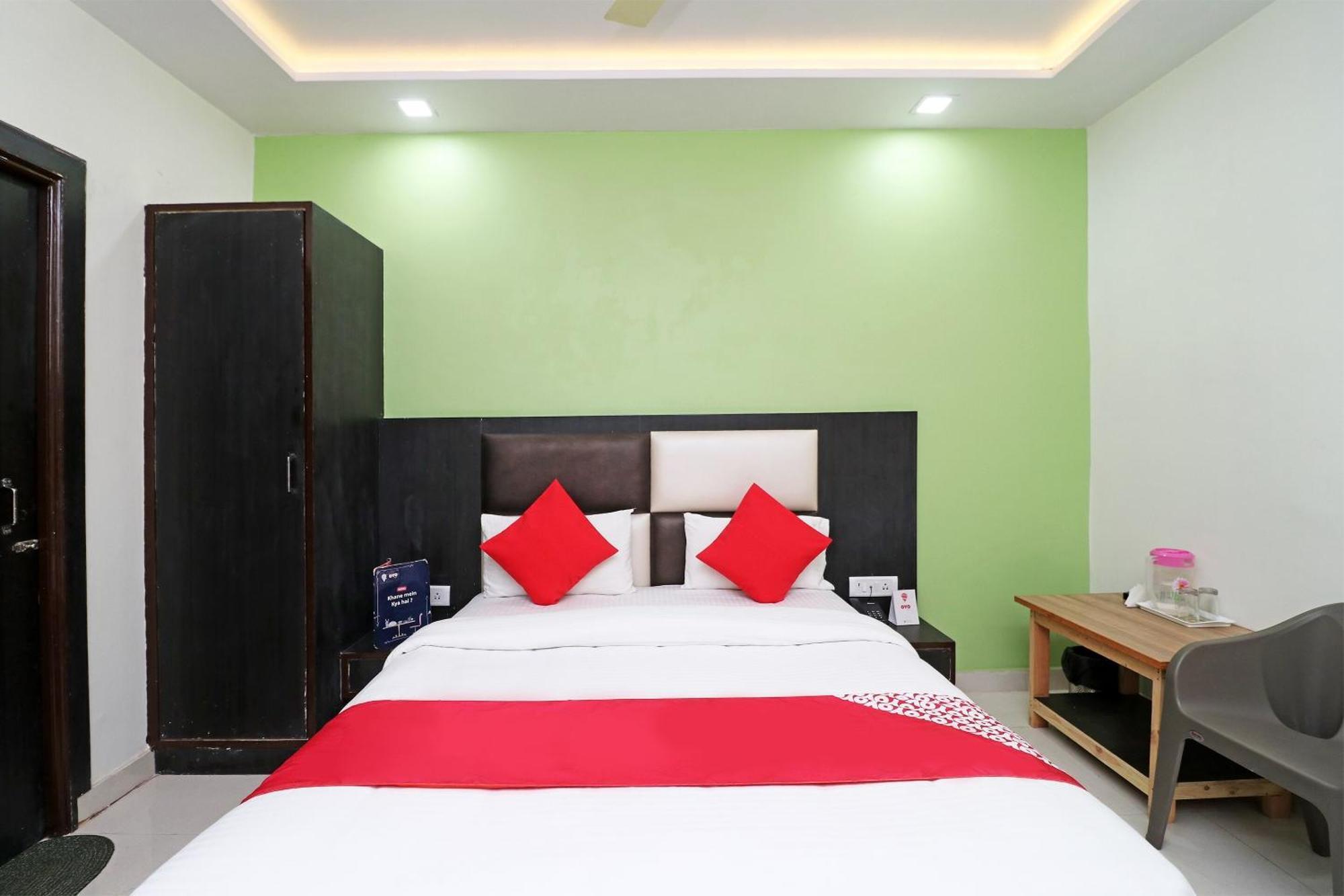 Oyo Hotel The Orient Tree Agra  Exterior photo